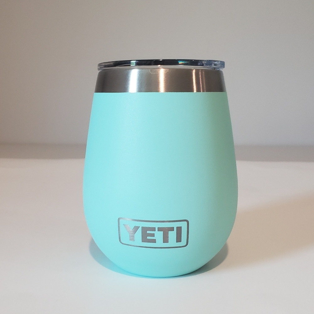 YETI Rambler Wine Tumbler Insulated With Magslider Lid 10 Oz Seafoam Like New